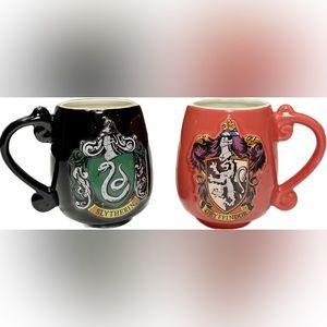 Set of TWO Mag Harry Potter Slytherin Gryffindor Warner Bros Collection Ceramic